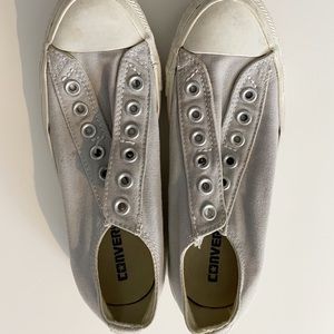 Converse All-Star tennis shoes. Good condition.